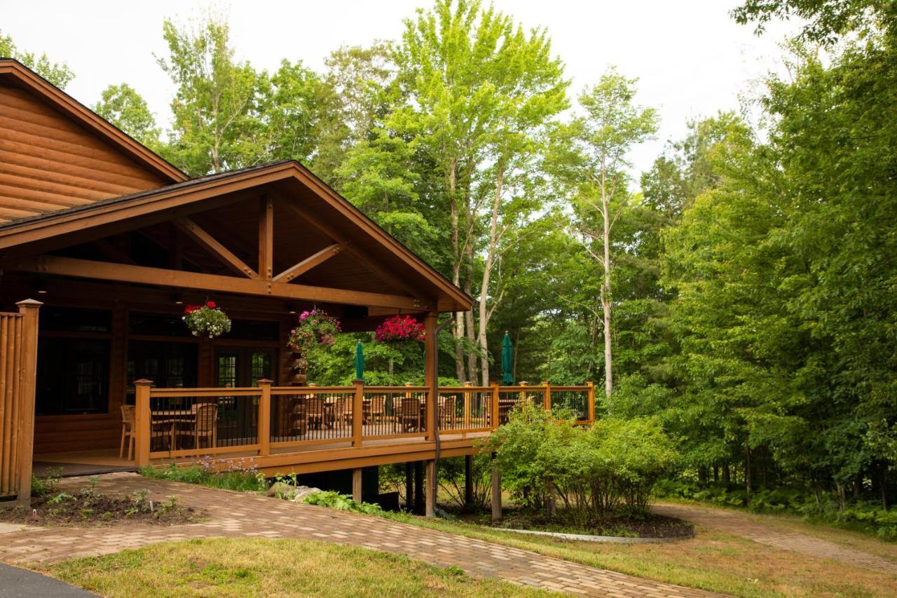 The Rockwell Lake Lodge Luther Eksteriør bilde