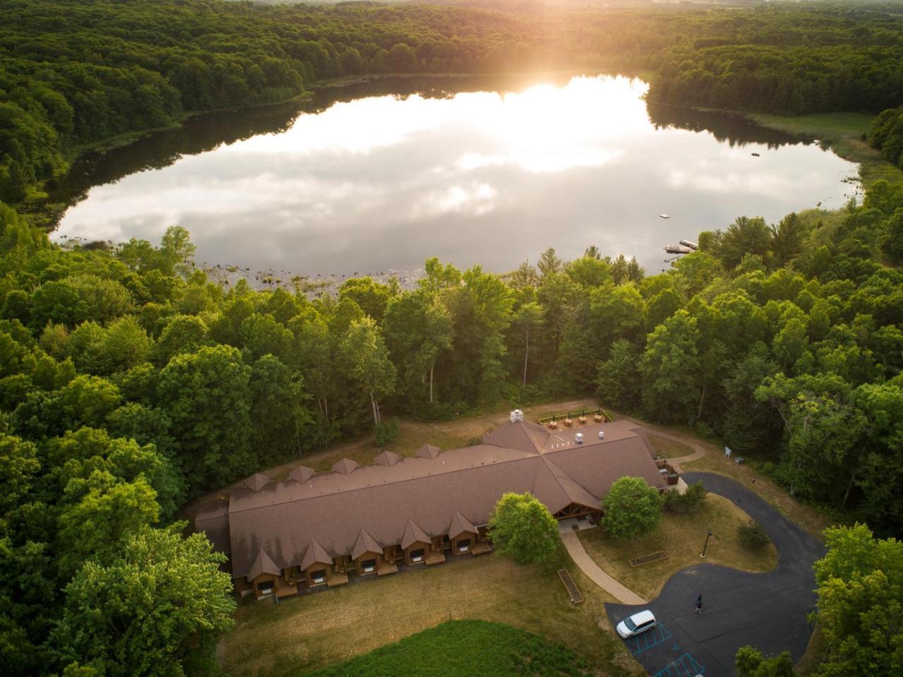 The Rockwell Lake Lodge Luther Eksteriør bilde